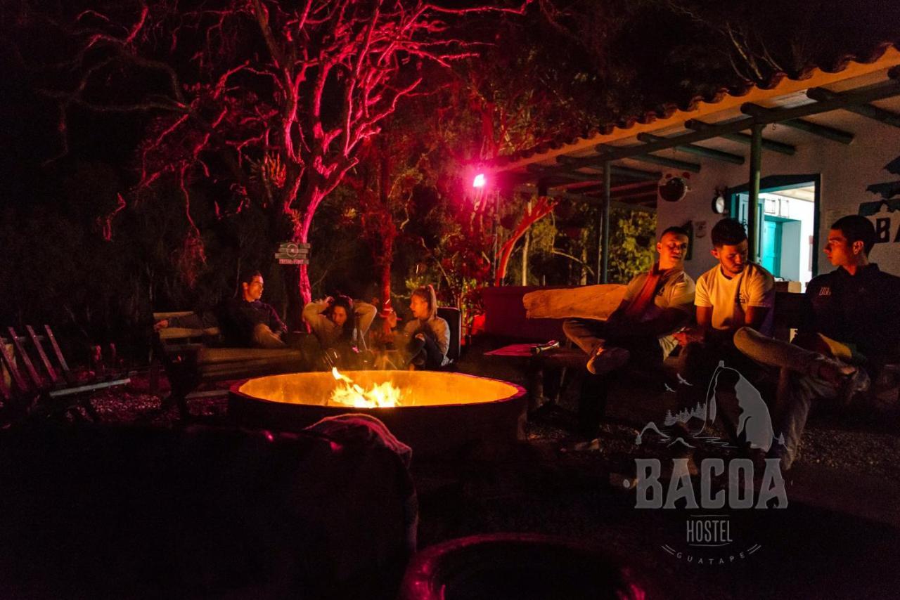 Bacoa Hostel Guatapé Buitenkant foto