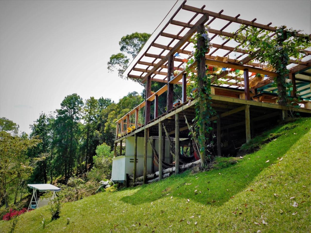 Bacoa Hostel Guatapé Buitenkant foto