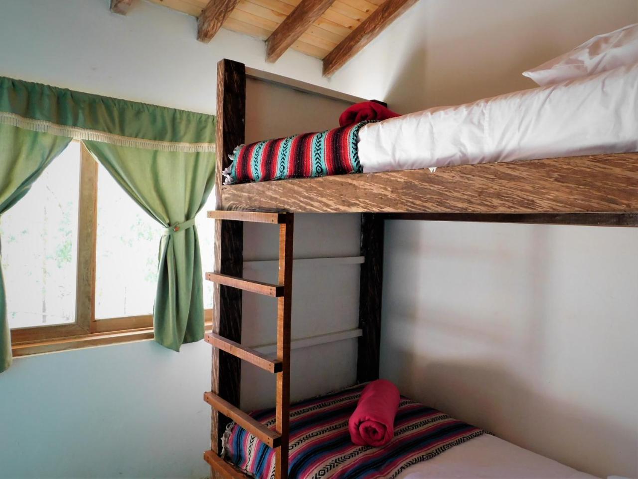 Bacoa Hostel Guatapé Buitenkant foto